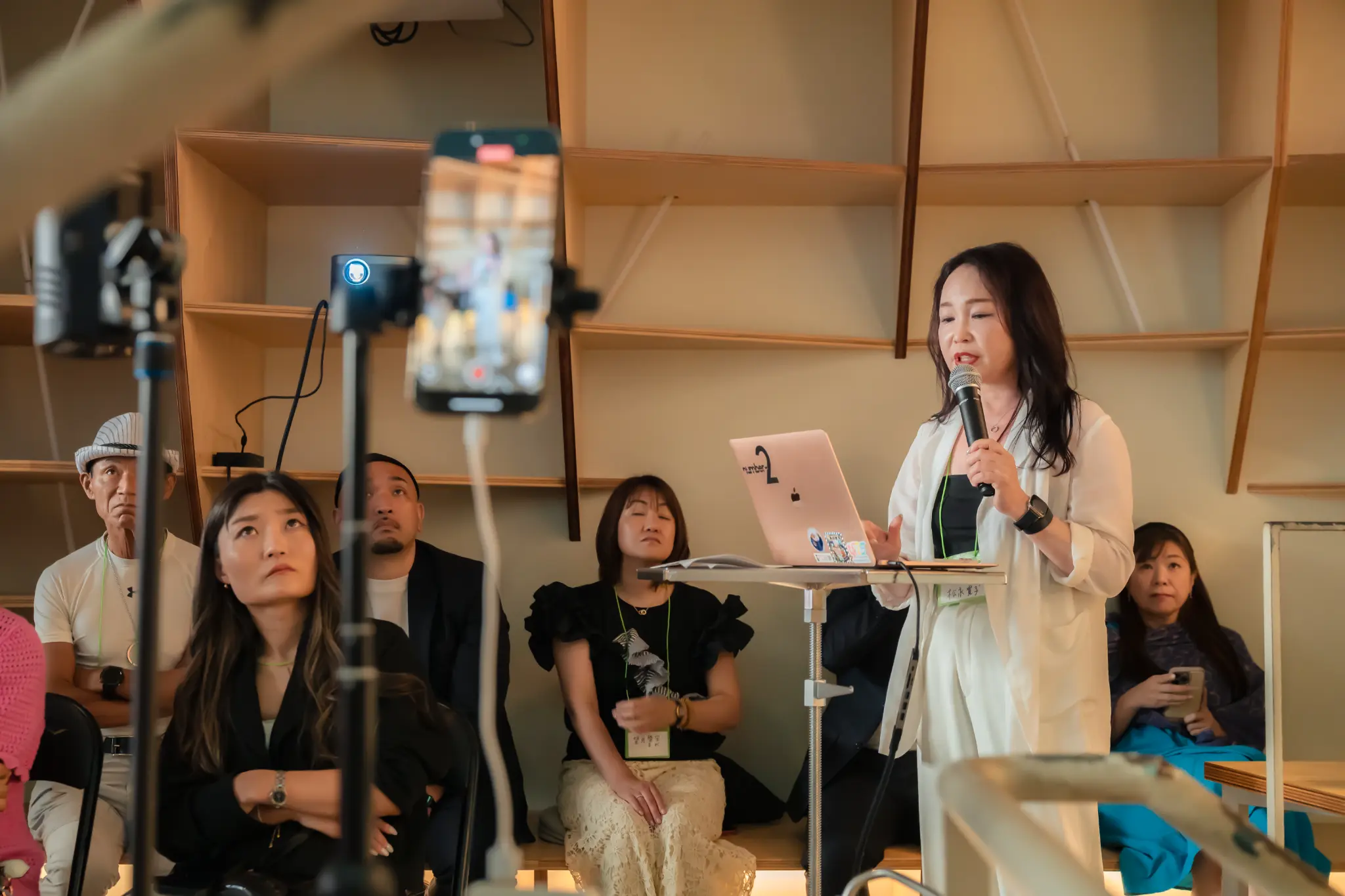 熱気あふれる講義風景